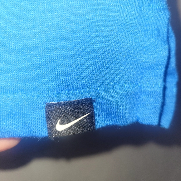 NIKE Woman's Active Wear Athletic T-Shirt - Picture 4 of 8